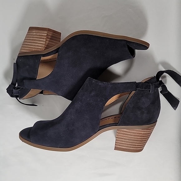 💚 Lucky Brand Betsee Bootie Sandal peep toe  suede leather shoes Size 7 M - Picture 9 of 13